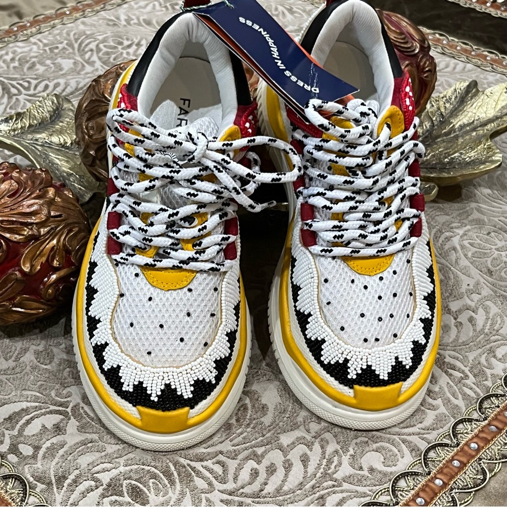 FARM Rio sneakers, Beaded with artistic and detailed designs (NEW)